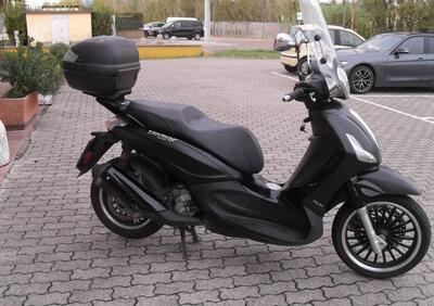 Piaggio Beverly 300 i.e. Police ABS-ASR (2017 - 20) - Annuncio 9856231