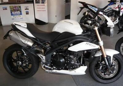 Triumph Speed Triple 1050 (2011 - 13) - Annuncio 9857220