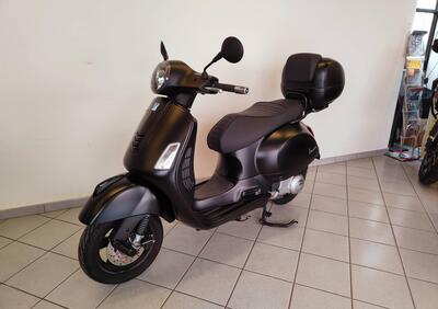 Vespa GTS 300 Super Notte (2018 - 20) - Annuncio 9857956