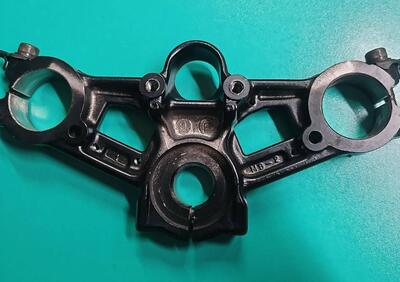 53230MBZ010 Piastra superiore CBX750F Honda - Annuncio 9858603