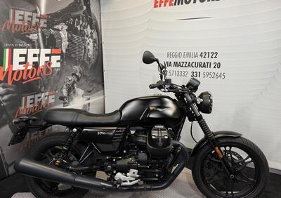Moto Guzzi V7 III Stone (2017 - 20) - Annuncio 9859135