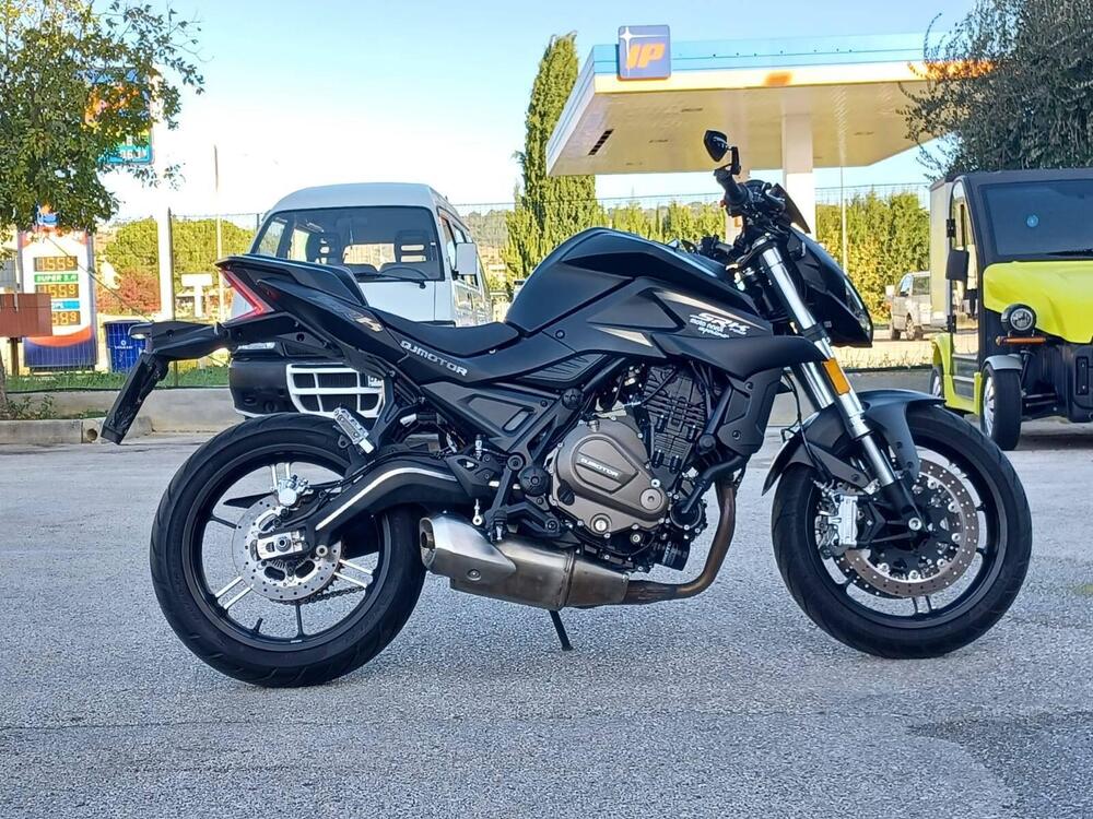 QJ Motor SRK 700 (2023 - 25) Usata