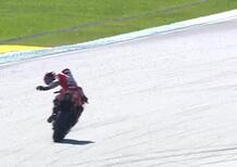MotoGP 2025. GP della Malesia. Pecco Bagnaia: "Non avrei fatto partire la gara di Moto3. La foratura? Problemi relativi"