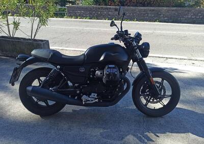Moto Guzzi V7 Stone (2025) - Annuncio 9862643