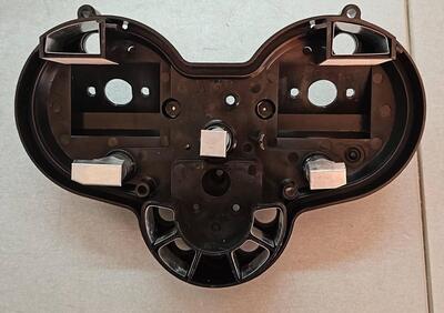 37615KR1761 Guscio inferiore NS 125 Honda - Annuncio 9863138