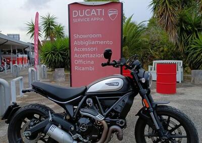 Ducati Scrambler 800 Icon Dark (2021 - 22) - Annuncio 9864821