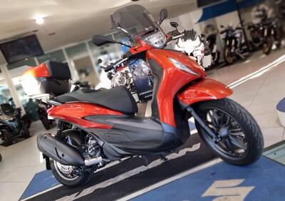 Piaggio Beverly 300 Hpe (2021) - Annuncio 9865000