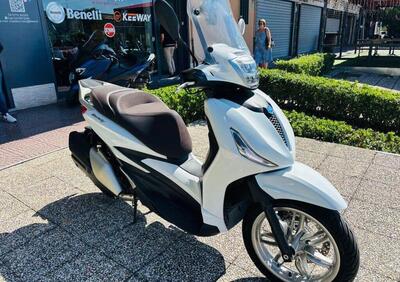 Piaggio Beverly 400 ABS-ASR (2021 - 24) - Annuncio 9866469