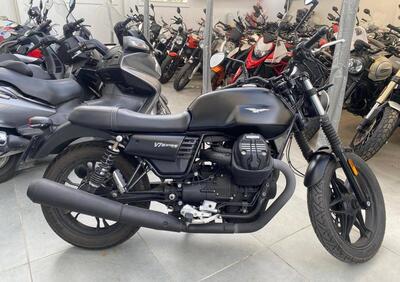 Moto Guzzi V7 III Stone (2017 - 20) - Annuncio 9870905