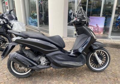 Piaggio Beverly 300 i.e. Police ABS-ASR (2017 - 20) - Annuncio 9871046