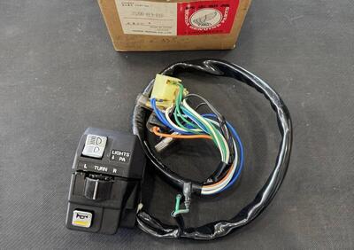Assieme interruttori frecce Honda VT 500 C 1983 - Annuncio 9871463