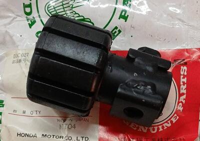 17611MK5000 Gomma supporto serbatoio XL600 Honda - Annuncio 9874032