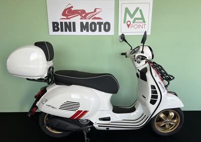 Vespa GTS 300 Super Racing Sixties Hpe (2021 - 22) - Annuncio 9874844