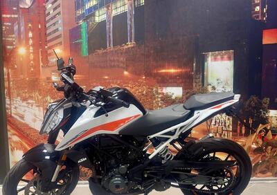 KTM 390 Duke (2021 - 23) - Annuncio 9875192