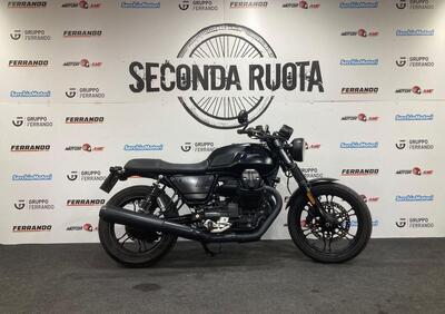 Moto Guzzi V7 III Stone (2017 - 20) - Annuncio 9875341
