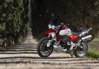 Moto Guzzi V85 TT (2024 - 25) - Annuncio 9657953