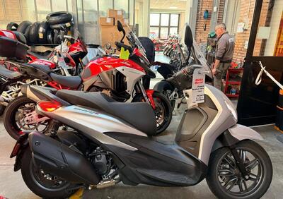 Piaggio Beverly 400 S ABS-ASR (2021 - 24) - Annuncio 9876017