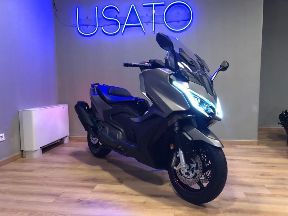 Kymco AK 550 Premium (2023 - 25) Usata