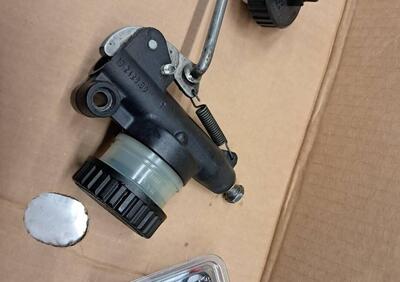 pompa freno posteriore 850 Le Mans Brembo - Annuncio 9880162