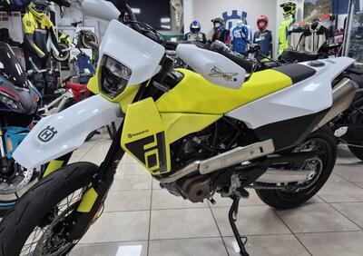 Husqvarna 701 Supermoto (2026) - Annuncio 9886563