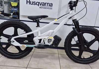 BICI ELETTRICA HUSQVARNA 20 - Annuncio 9886601