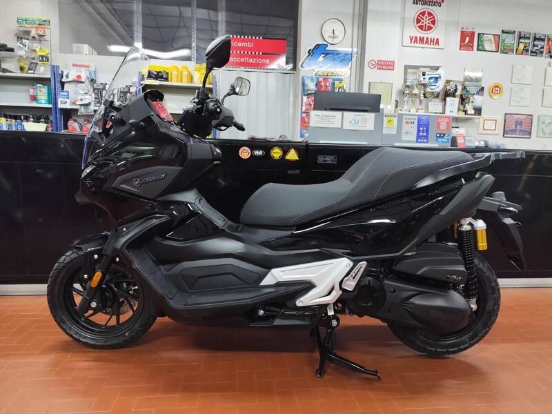 Keeway Motor Terrafina 350i (2025 - 26)