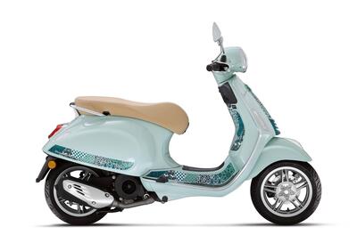 Vespa Primavera 150 Batik (2024 - 25) - Annuncio 9888851