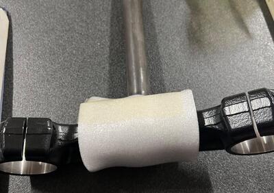 Suzuki Gsx-s750 piastra inferiore - Annuncio 9892041