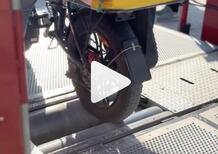 E-bike "truccate" nel mirino della Polizia, scatta la retata [VIDEO]