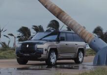 Un tronco da 2 tonnellate sul tetto: il test di BYD sulla Yangwang U8L lascia tutti a bocca aperta (VIDEO)