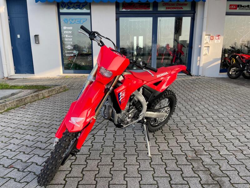 Honda CRF 250RX Enduro (2026) (3)
