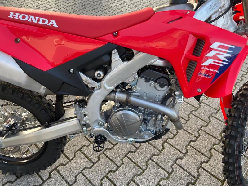 Honda CRF 250RX Enduro (2026) (7)