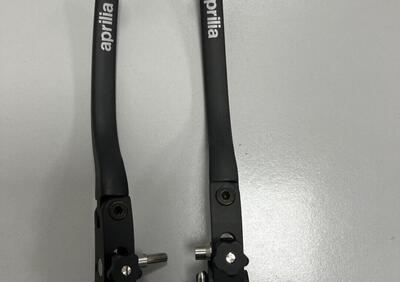 Aprilia Tuono 2006/2007 leve Accossato - Annuncio 9897679