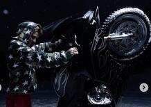 Quartararo sulla neve con una Yamaha R9 unica e incredibile [VIDEO]