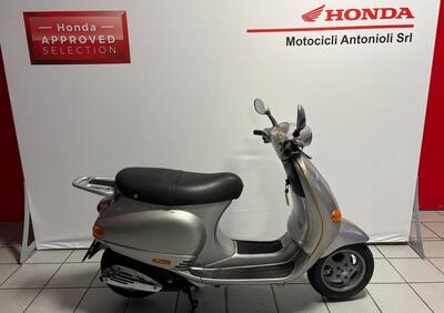 Vespa 125 ET4 (1996 - 01) - Annuncio 9900020