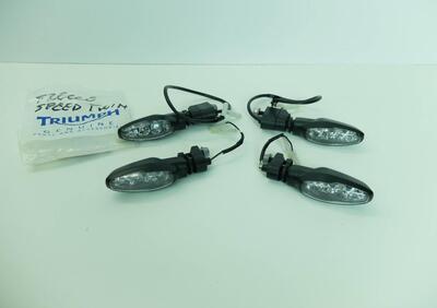 Set 4 frecce originali Triumph Speed Twin - Annuncio 9900561