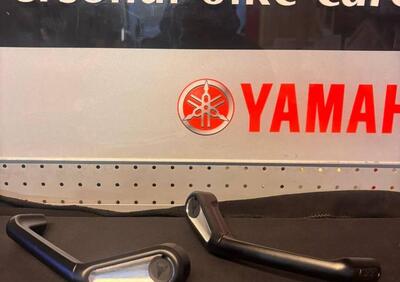 Paramani mt 09 bme285f00000 Yamaha - Annuncio 9900610