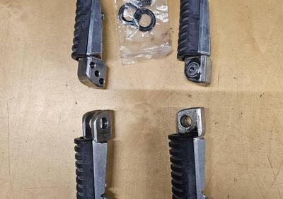 Pedane originali Kawasaki Versys 650 - Annuncio 9901384