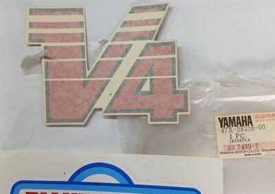 47X2833800 EMBLEMA V4 RD500 Yamaha - Annuncio 9901555