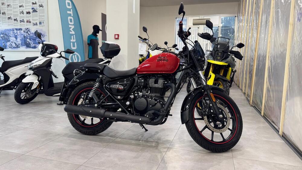 Royal Enfield Meteor 350 Fireball (2021 - 26) Usata
