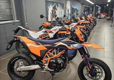 KTM 690 SMC R (2026) - Annuncio 9902009