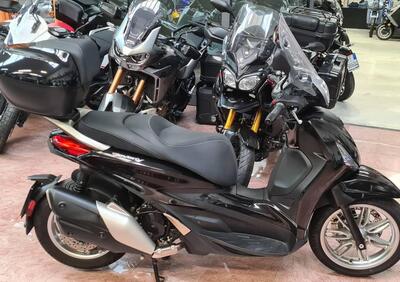 Piaggio Beverly 400 ABS-ASR (2021 - 24) - Annuncio 9902625