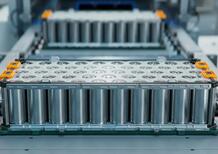 Più autonomia e ricarica più veloce: perché il silicio può cambiare le batterie EV