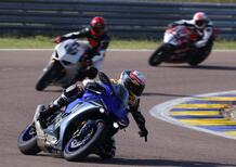 Natale 2025, idee regalo per motociclisti, 21 dicembre: un corso in pista Pedersoli Riding School