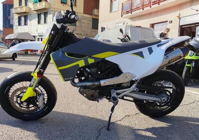 Husqvarna 701 Supermoto (2022) - Annuncio 9907045
