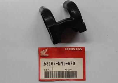 53167MN1670 ALLOGGIAMENTO CAVO GAS XR Honda - Annuncio 9908157