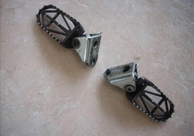 PEDANE ANTERIORI SXV Aprilia - Annuncio 9908261