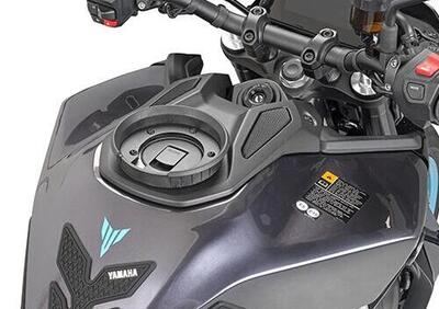 Flangia Givi BF90 Tanklock Per Yamaha MT-09 (24) - Annuncio 8981498