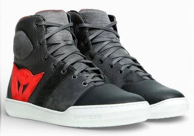 Scarpe DAINESE mod. York Air antracite/rosso - Annuncio 9911190