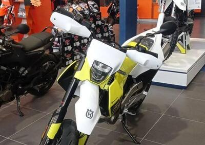 Husqvarna 701 Supermoto (2026) - Annuncio 9911309